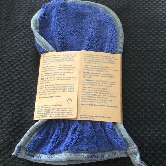 Norwex Dusting Mitt Dark Blue - Picture 3 of 3